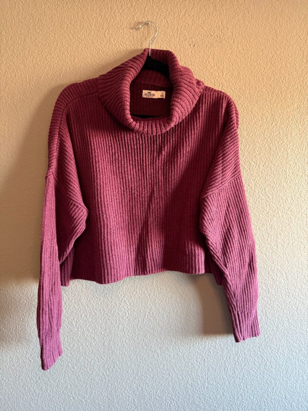 Cropped Hollister Sweater